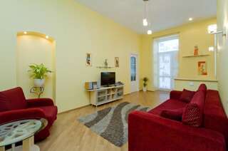 Апартаменты UKR Apartments near Gulliver Киев