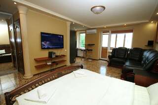 Апартаменты Pechersk Apartment in Kiev Center Киев