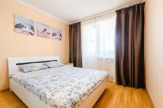 Апартаменты Apartment on Obolonskaya Square 3 Киев