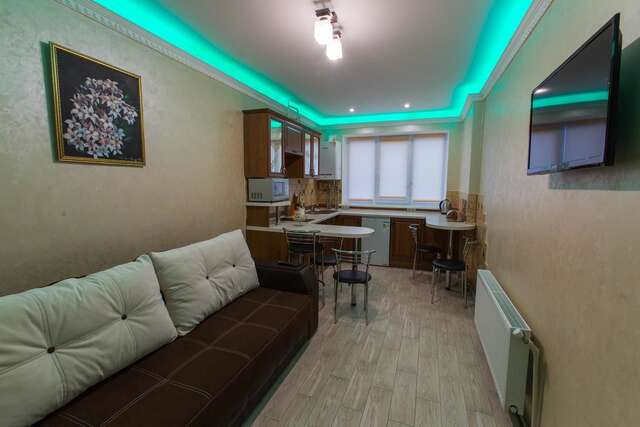 Апартаменты Modern apartment on Akademika Sakharova 27a Ивано-Франковск-4