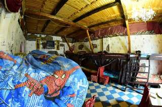 Хостелы Beliy Kakadu Ужгород Спальное место на двухъярусной кровати в общем номере для мужчин и женщин-26