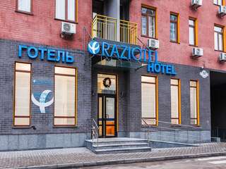 Отель Raziotel Kyiv Yamska Киев