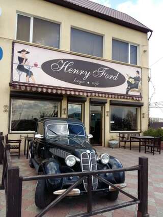 Фото  Henry Ford Mini Hotel город Одесса (17)