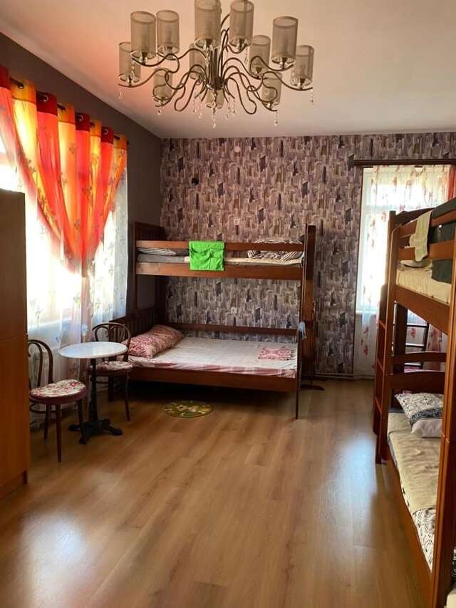 Хостелы Centre Hostel Мукачево-30