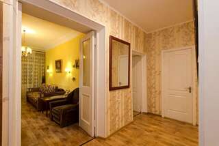 Апартаменты Apartment Vintage in the City Center Херсон Люкс с 1 спальней-39