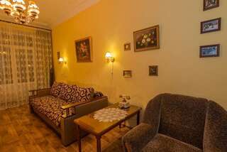 Апартаменты Apartment Vintage in the City Center Херсон Люкс с 1 спальней-41