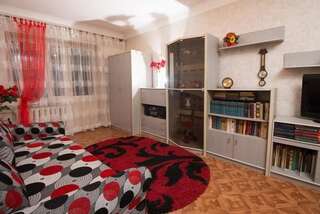 Апартаменты Apartment on Illyushy Kulyka at the Supermarket Fresh Херсон Люкс с балконом-61