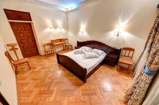 Апартаменты Аpartamenty na Gonchara 67 Киев