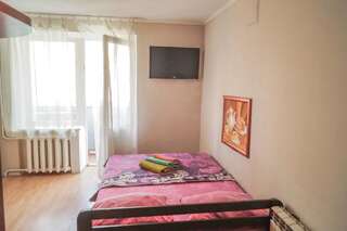 Апартаменты Квартира по улице Предславинская, 12 Киев