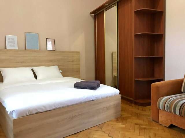 Апартаменты Romantic Apartments, city center Львов-27