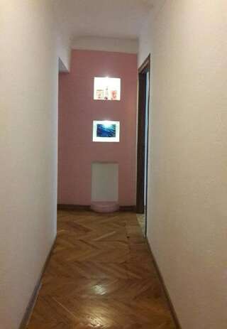 Фото Апартаменты 3- х комнатная квартира в центре город Ровно (48)