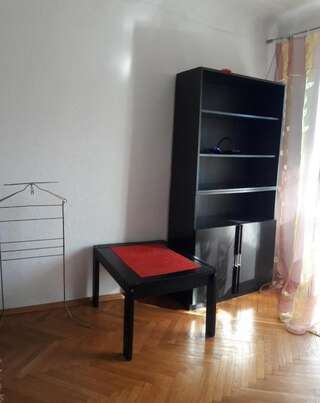 Фото Апартаменты 3- х комнатная квартира в центре город Ровно (55)