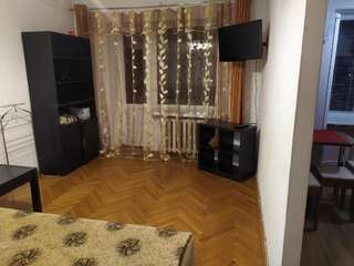 Фото Апартаменты 3- х комнатная квартира в центре город Ровно (67)