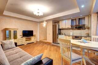 Апартаменты Apartment Lesi Ukrainky Blvd, 2 Киев