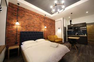 Апартаменты Loft Apartments on Desyatynnyi Ln Киев