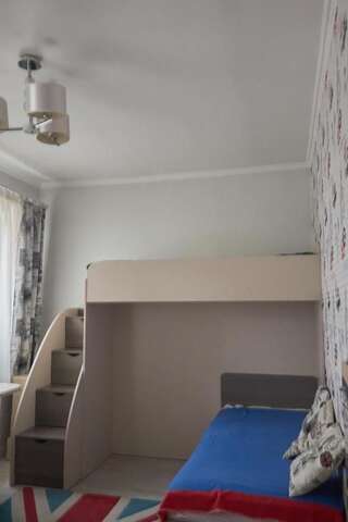 Фото Апартаменты Трьохкімнатна квартира в центрі на 8 спальних місць город Ровно (40)