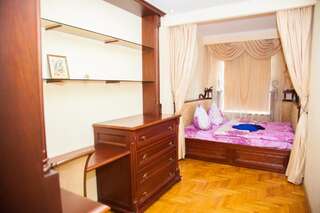 Апартаменты Lux apartment on Lermontova street with fireplace Запорожье-1