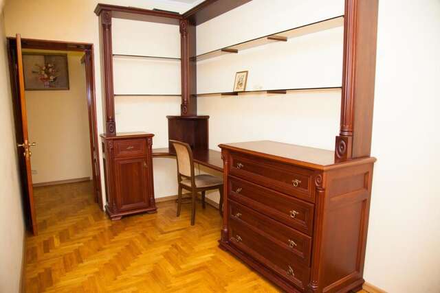 Апартаменты Lux apartment on Lermontova street with fireplace Запорожье-5