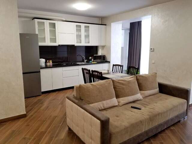 Апартаменты Modern apartment in the city center Ивано-Франковск-35