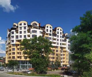 Апартаменты Apartment on Roksolyany 16 дом 2018г 300 м к бювету центр Трускавец