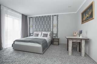 Отель Mon Ami Hotel Ивано-Франковск