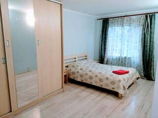 Апартаменты Квартира возле вокзала Ужгород