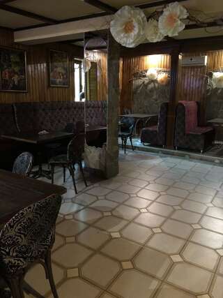 Мини-отель Кафе-бар «у Дідуся» Zolotonosha