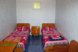 Фото номер Гостевой дом «Полина» Стандартный двухместный номер с 2 отдельными кроватями