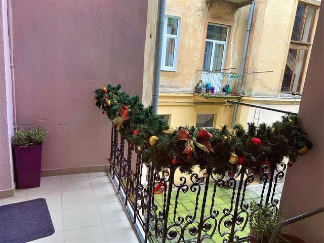 Апартаменты Glorious 3 room Apartment Near Old City Львов-9