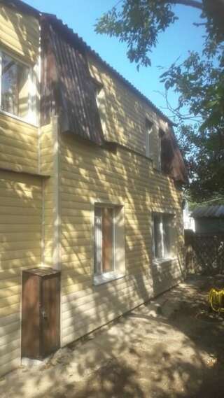 Дома для отпуска Сдам дом с участком возле моря Одесса