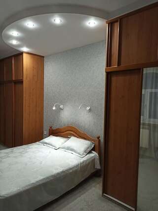 Фото номер Brisk Дом в Одессе Апартаменты с 3 спальнями
