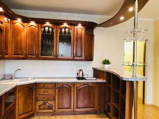 Апартаменты Посуточно большая квартира в Аркадии Одесса