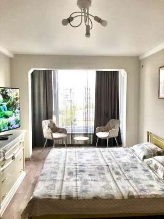 Апартаменты Apartment Metro Minska Киев