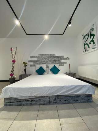 Апартаменты Apartments on Klochkovskaya 93 Харьков