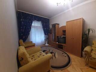 Апартаменты Cozy apartment in the center. Киев