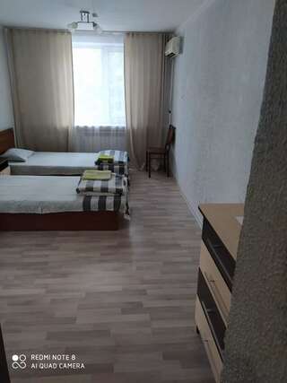 Отель Гостиница Нури Караганда Двухместный номер с 1 кроватью или 2 отдельными кроватями-5