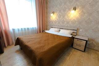 Отель Отель Хижина Петропавловск Улучшенный двухместный номер с 1 кроватью-12