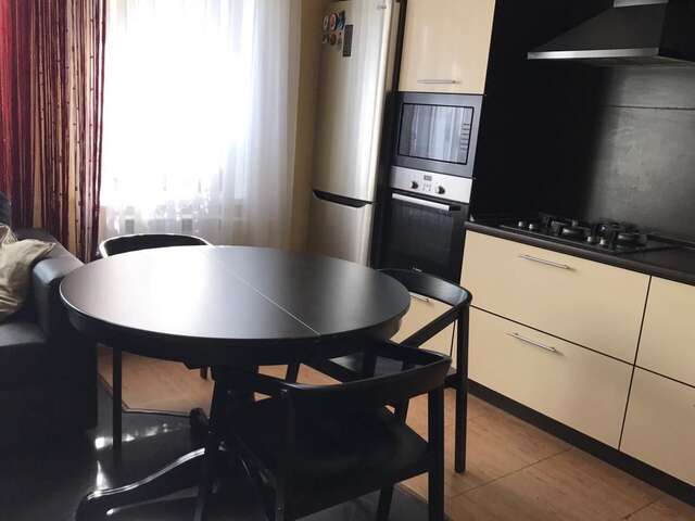 Апартаменты Apartment on Dostıq 244/1 Уральск-12