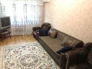 Апартаменты 2-комнатная квартира в Самал 1 Алматы