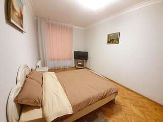 Фото Апартаменты Apartment with 2 full bedrooms in the heart of Chisinau город Кишинёв (14)