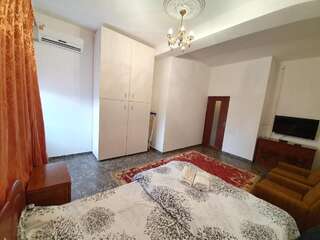 Фото Апартаменты Apartment with 2 full bedrooms in the heart of Chisinau город Кишинёв (15)