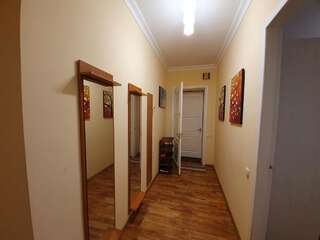 Фото Апартаменты Apartment with 2 full bedrooms in the heart of Chisinau город Кишинёв (35)