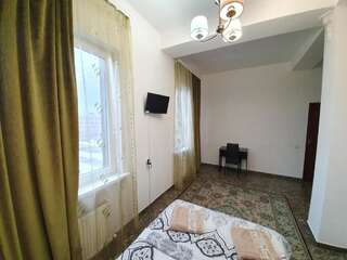 Фото Апартаменты Apartment with 2 full bedrooms in the heart of Chisinau город Кишинёв (42)