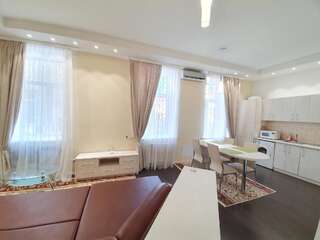 Фото номер Bodoni Lux Apartments 2-rooms UltraCentral in the heart of Chisinau Апартаменты с 1 спальней