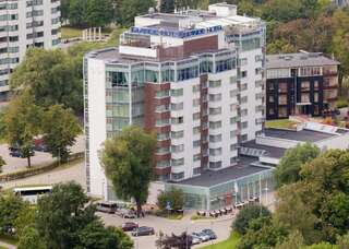 Отель Riga Islande Hotel with FREE Parking Рига