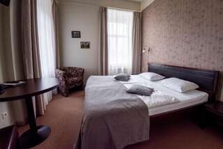 Отель Hotel Sigulda Сигулда Двухместный номер бизнес-класса с 1 кроватью или 2 отдельными кроватями-5