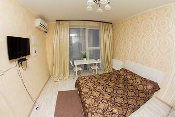 Фото номер ЕВРОПА HOUSE Просторная студия с кондиционером и кухней