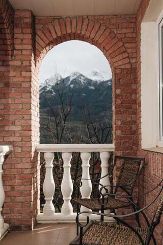 Фото номер Вилла Уютная Люкс с видом на горы