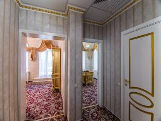 Гостиница Petrovsky Prichal Luxury Hotel&SPA Ростов-на-Дону Улучшенный люкс -7