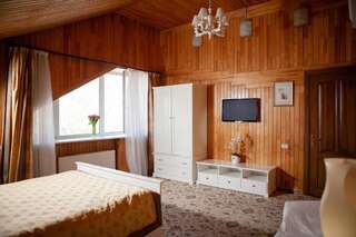 Гостиница Березка Челябинск Номер эконом-класса с 1 двуспальной кроватью-2